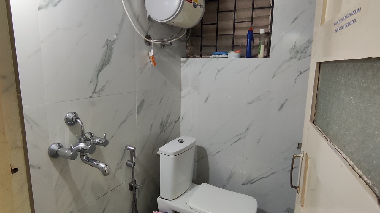 Photo of Bathroom in Caranzalem
