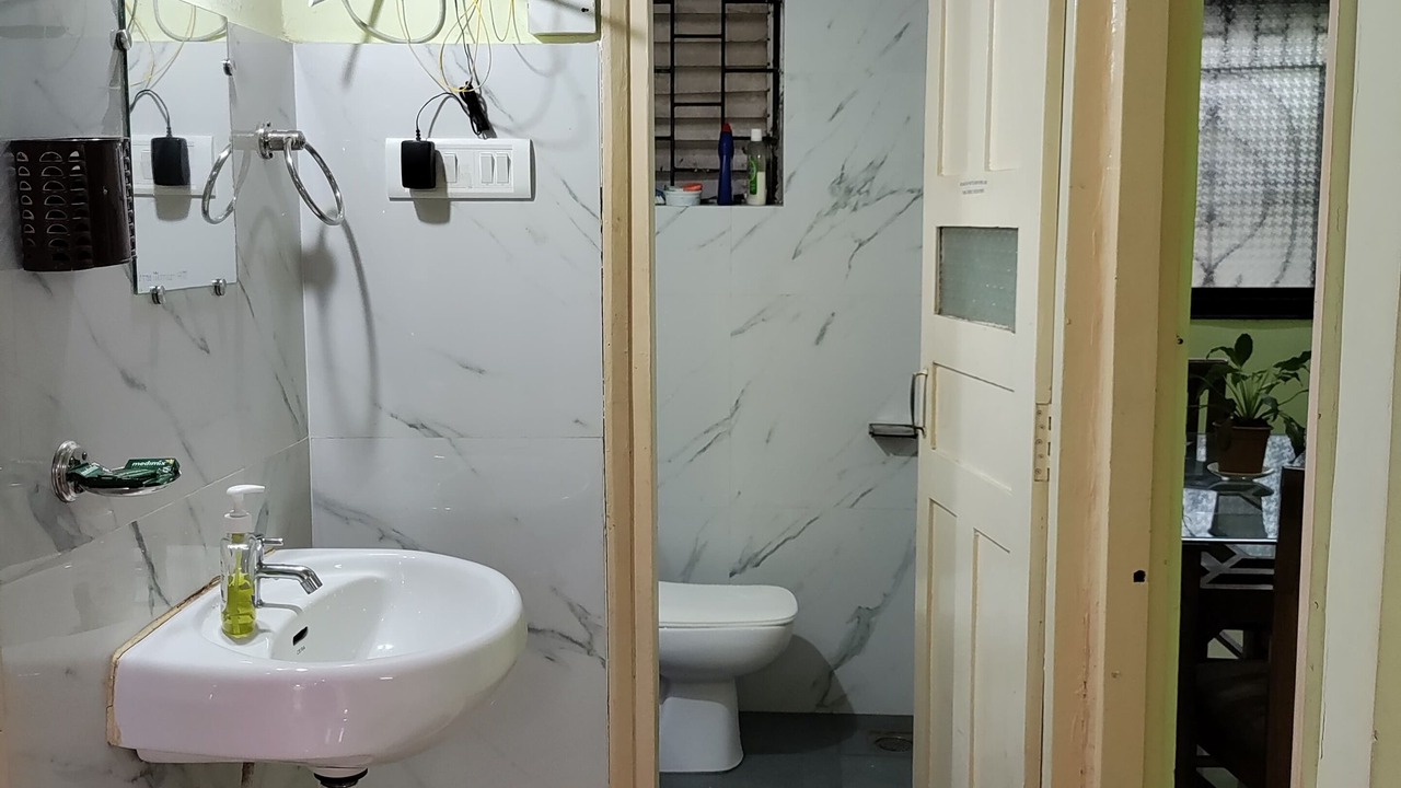 Photo of Bathroom in Caranzalem