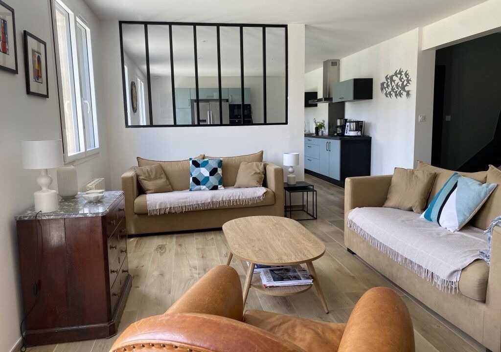 Photo of Livingroom in Beaussais-sur-Mer