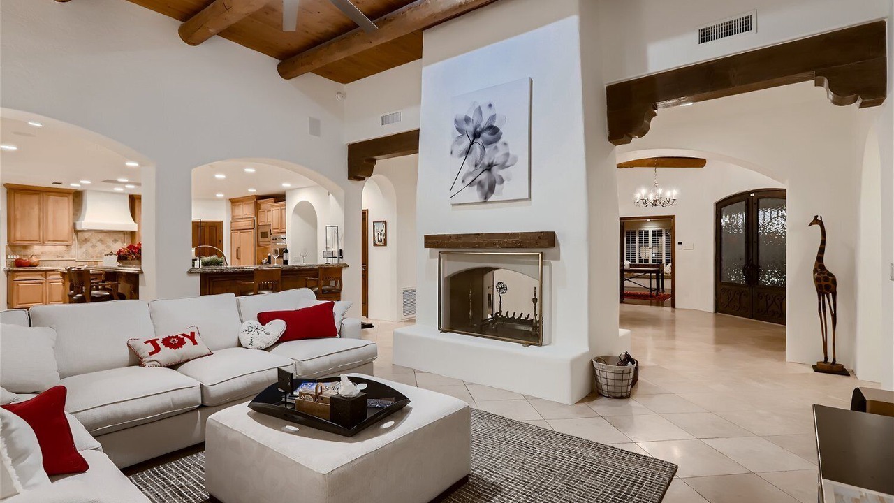 Photo of Livingroom in Cactus Acres