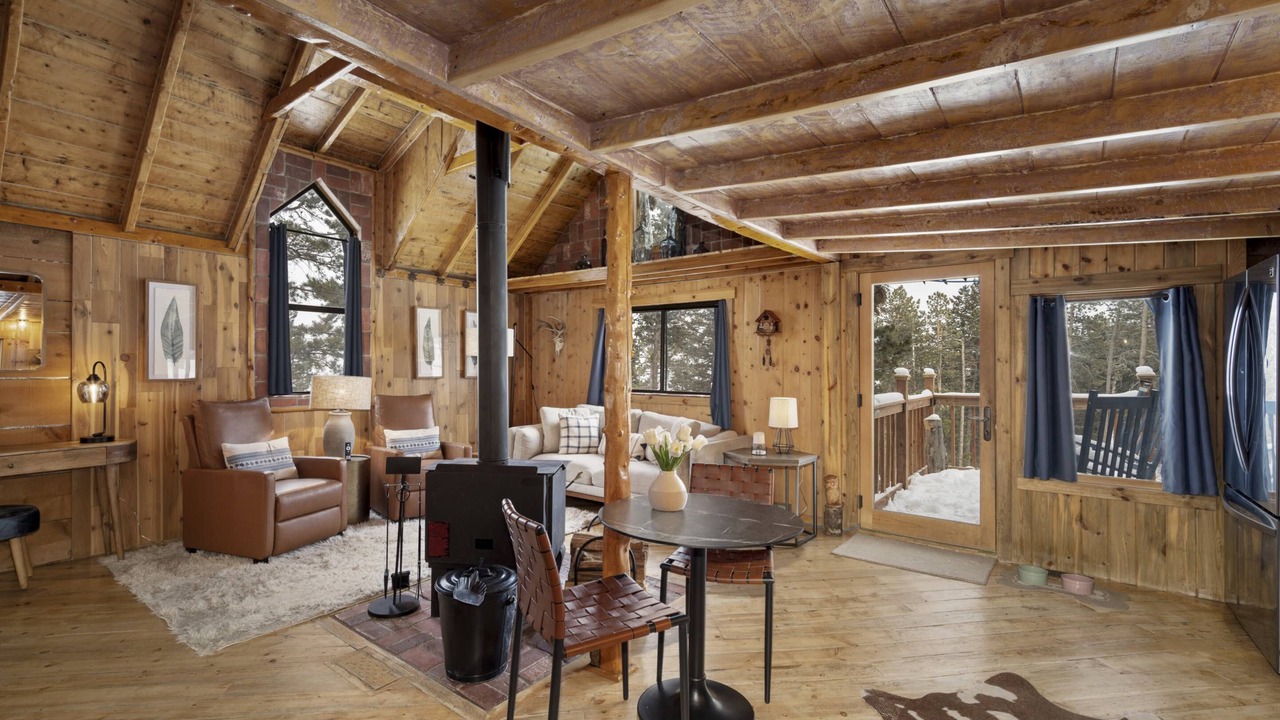 Photo of Bedroom in Coal Creek