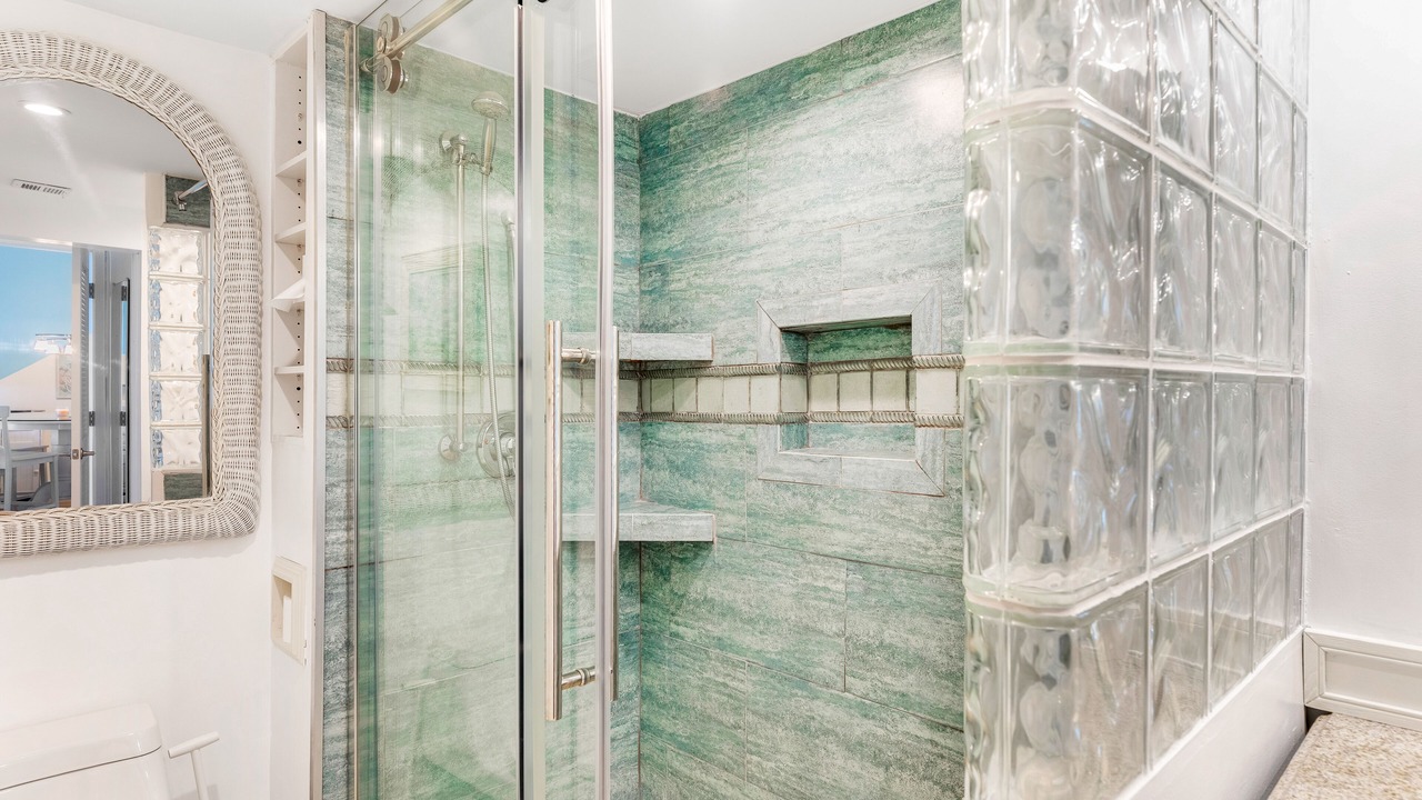 Photo of Bathroom in Key Colony Beach