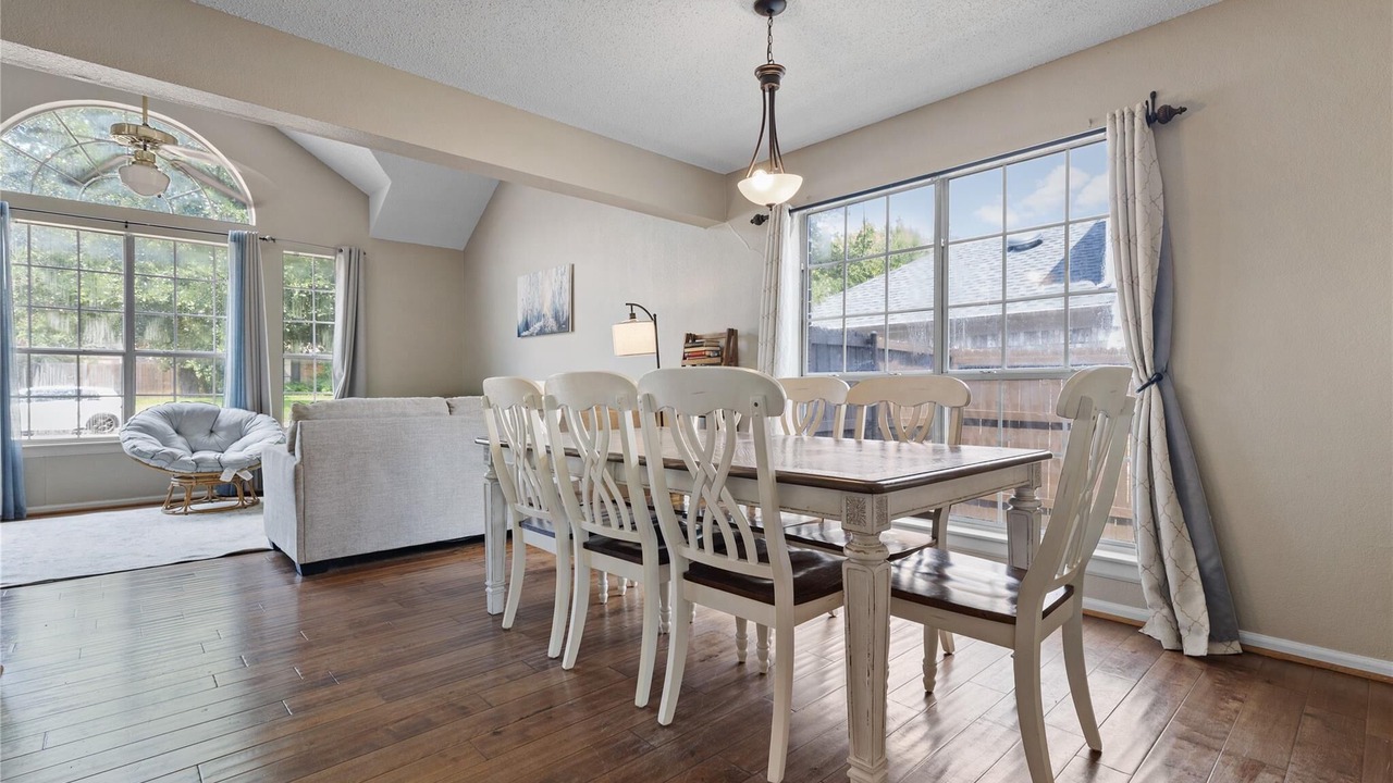 Photo of Livingroom in South Arlington