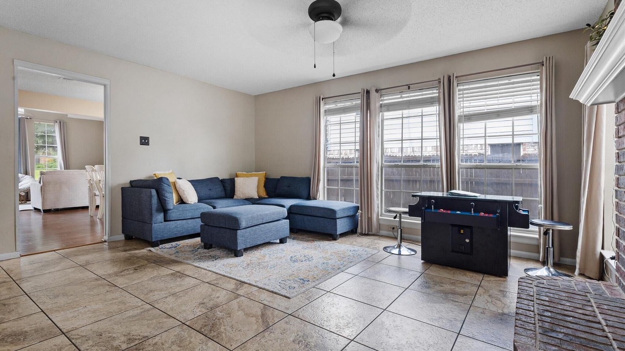 Photo of Livingroom in South Arlington