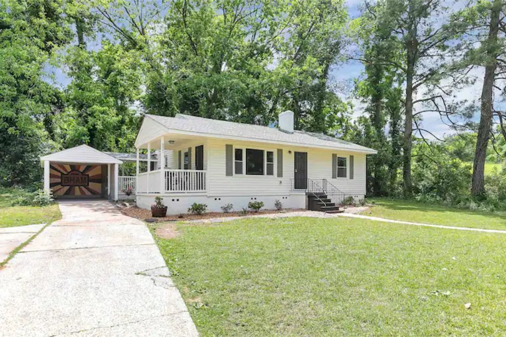 Photo of Outdoor in Crestline Heights
