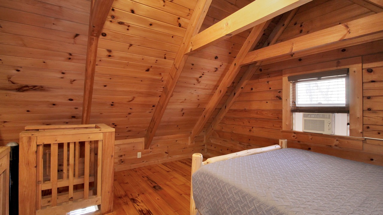 Photo of Bedroom in Pine Mountain Valley