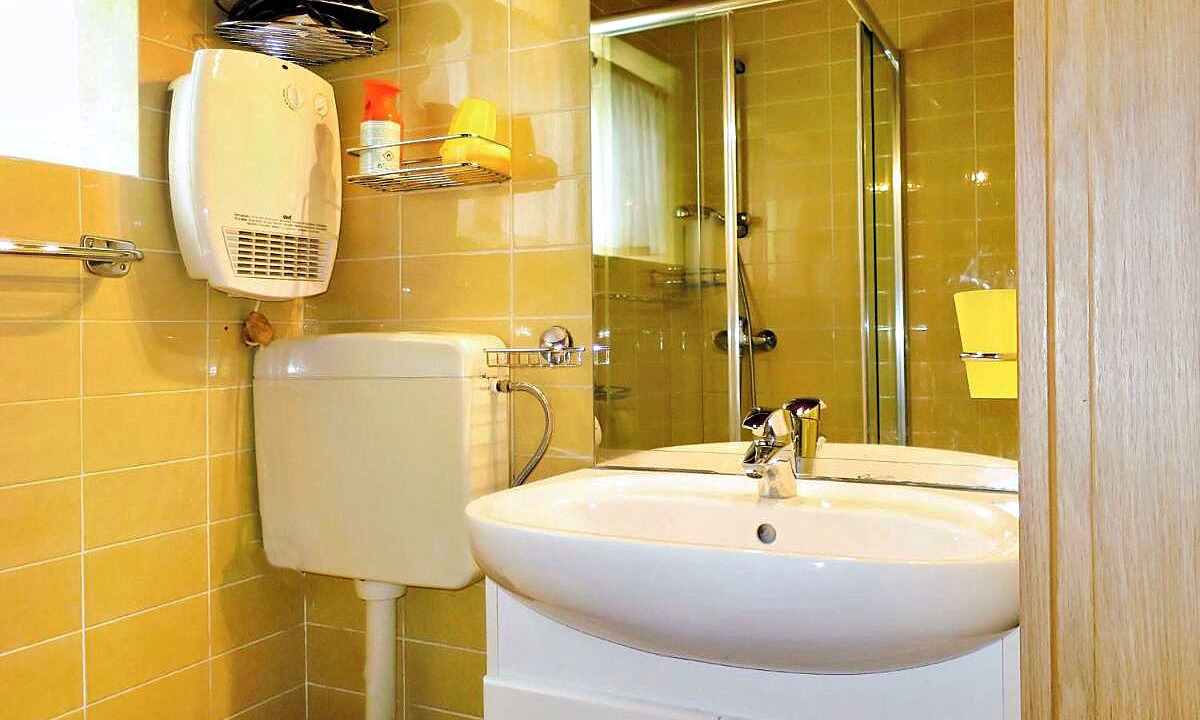Photo of Bathroom in Augsdorf