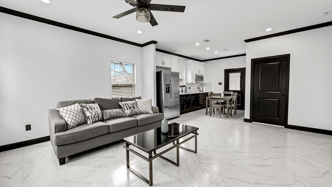 Photo of Livingroom in Riverside Terrace
