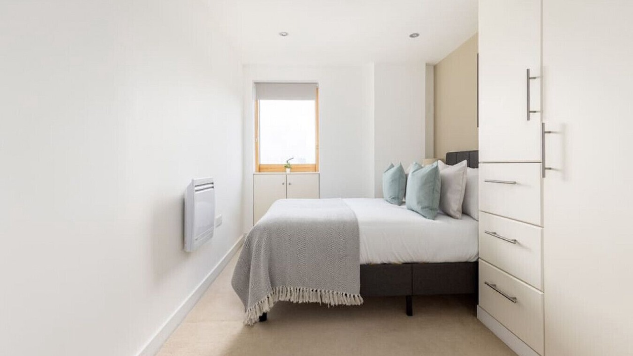Photo of Bedroom in Wimbledon Park