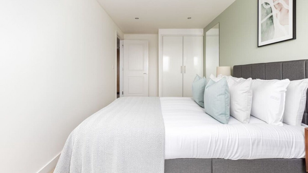 Photo of Bedroom in Wimbledon Park