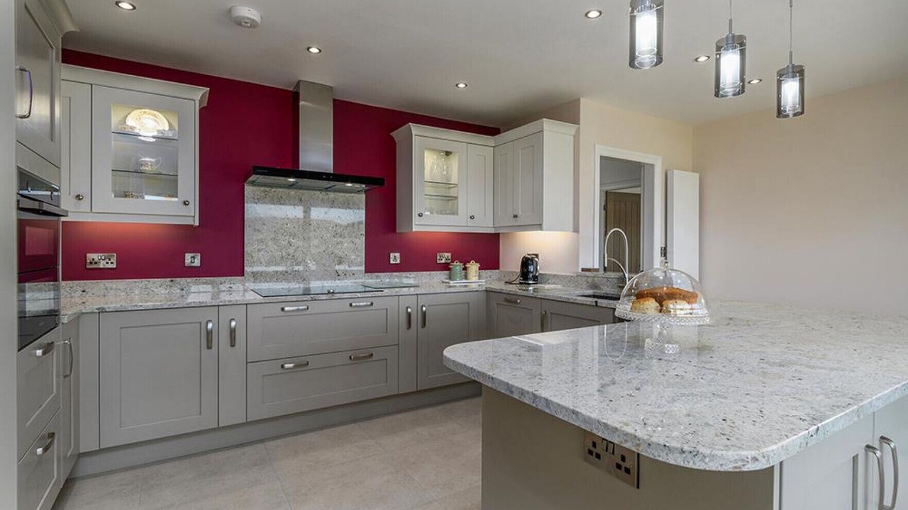 Photo of Kitchen in Henryd