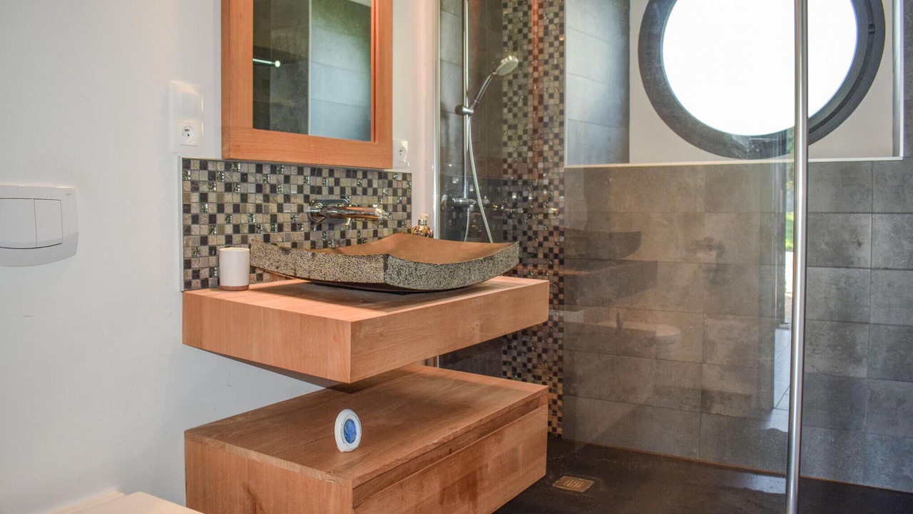Photo of Bathroom in Plouezec