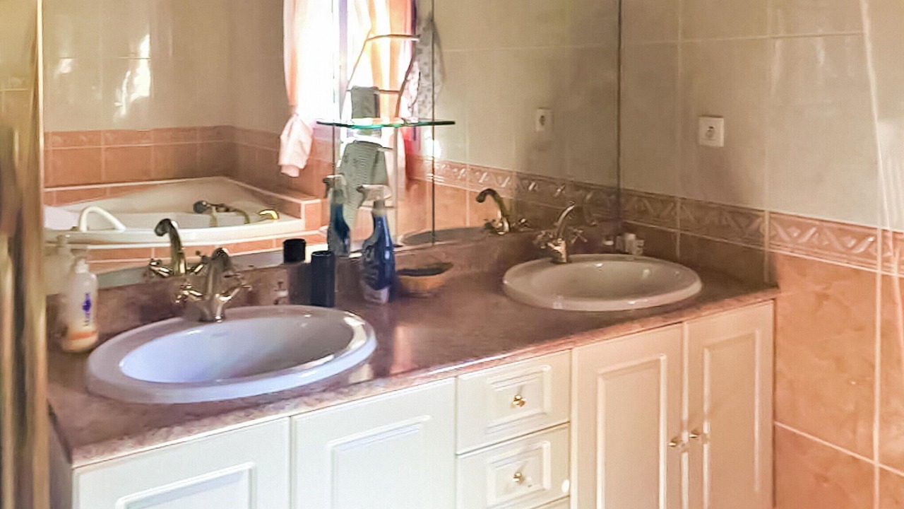 Photo of Bathroom in Baurech