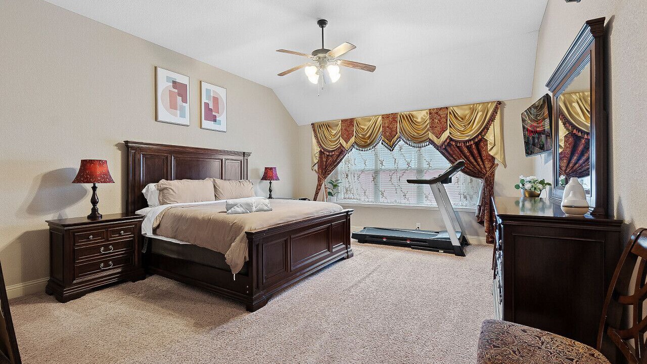 Photo of Bedroom in Grand Prairie