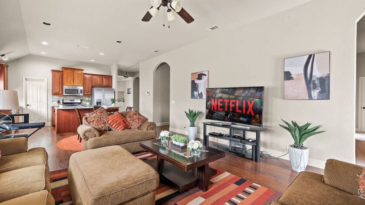 Photo of Livingroom in Grand Prairie