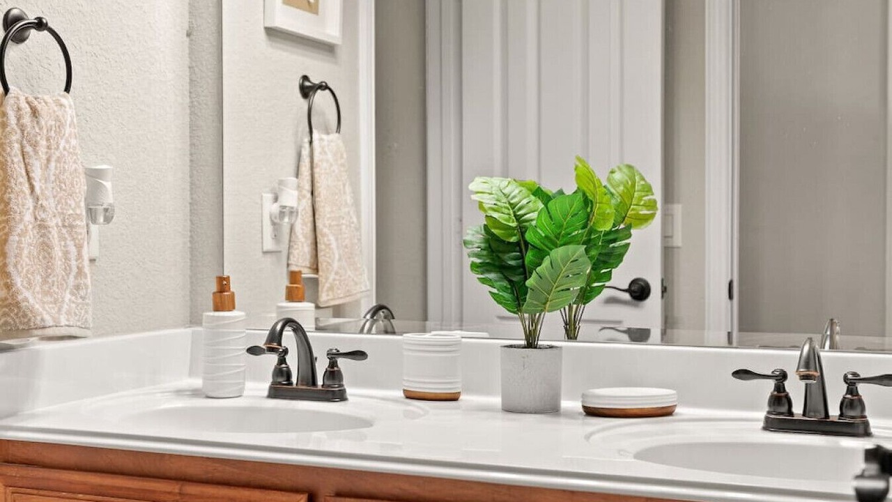 Photo of Bathroom in Grand Prairie
