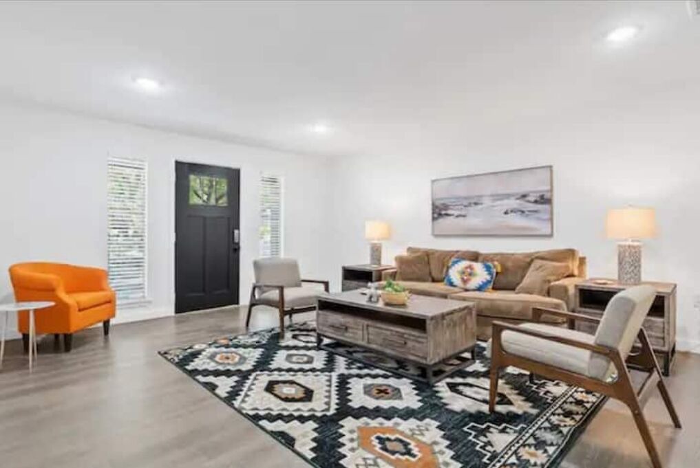 Photo of Livingroom in Irving