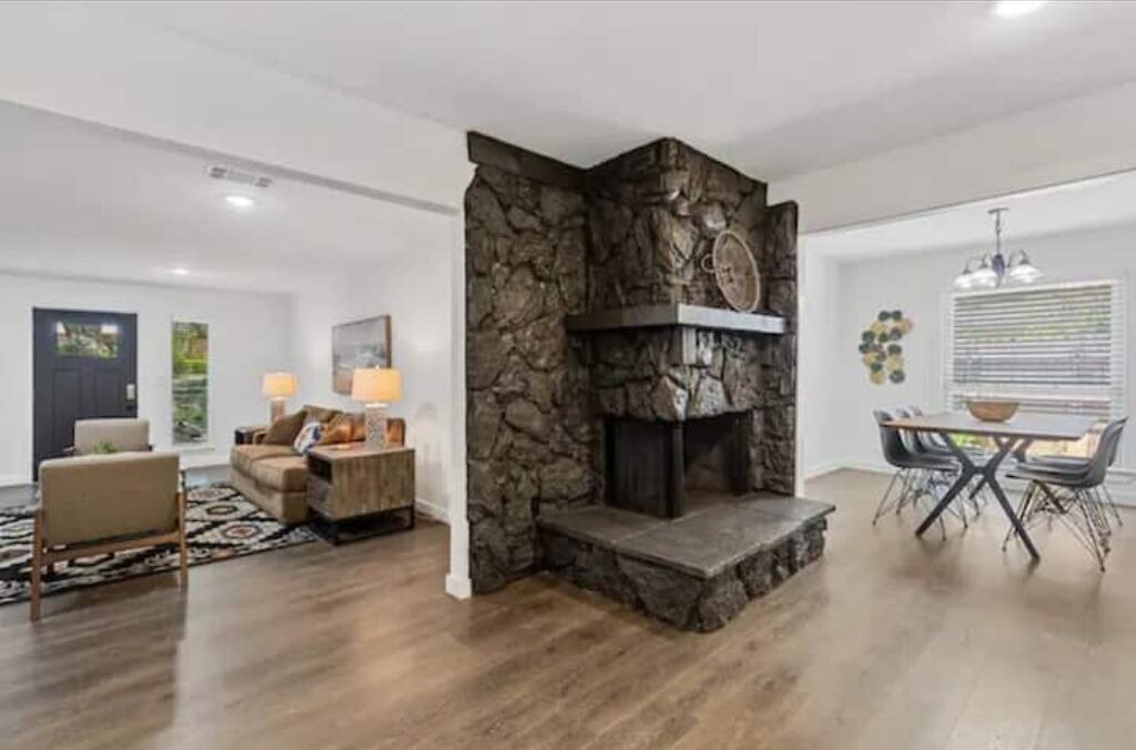 Photo of Livingroom in Irving