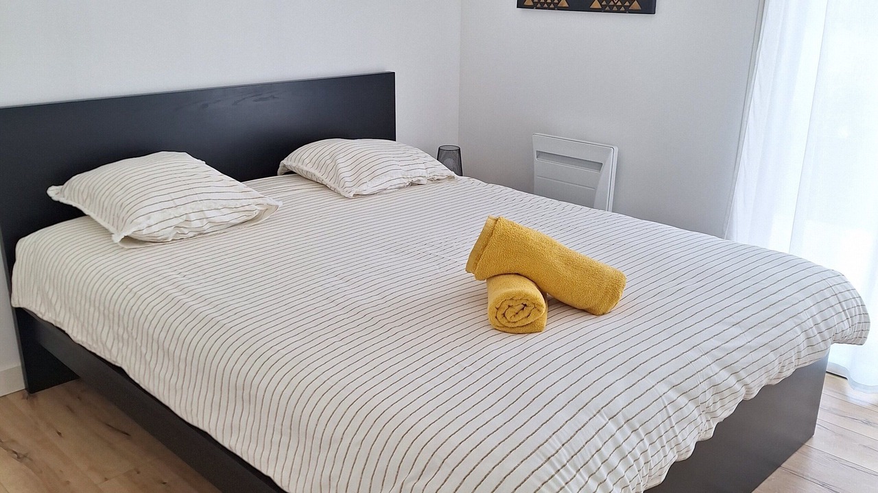 Photo of Bedroom in Plouescat