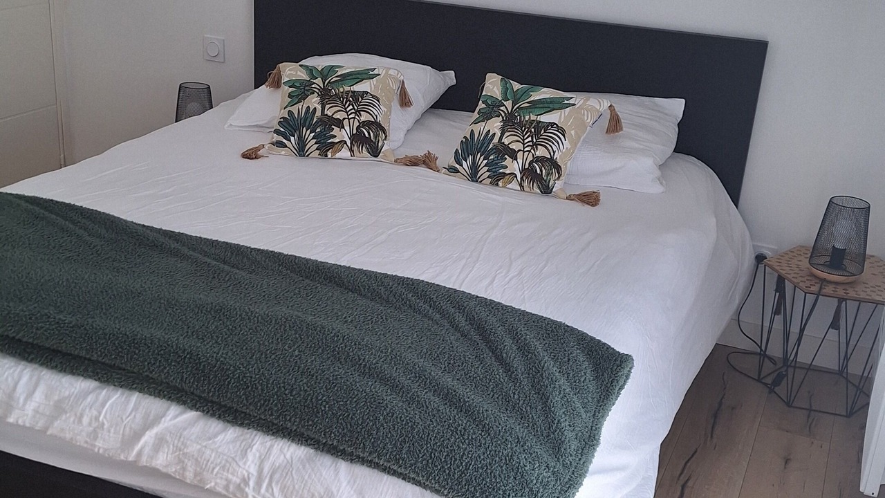 Photo of Bedroom in Plouescat
