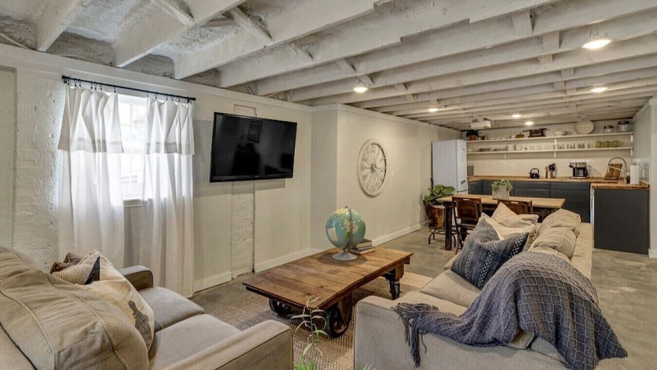 Photo of Livingroom in Tyler