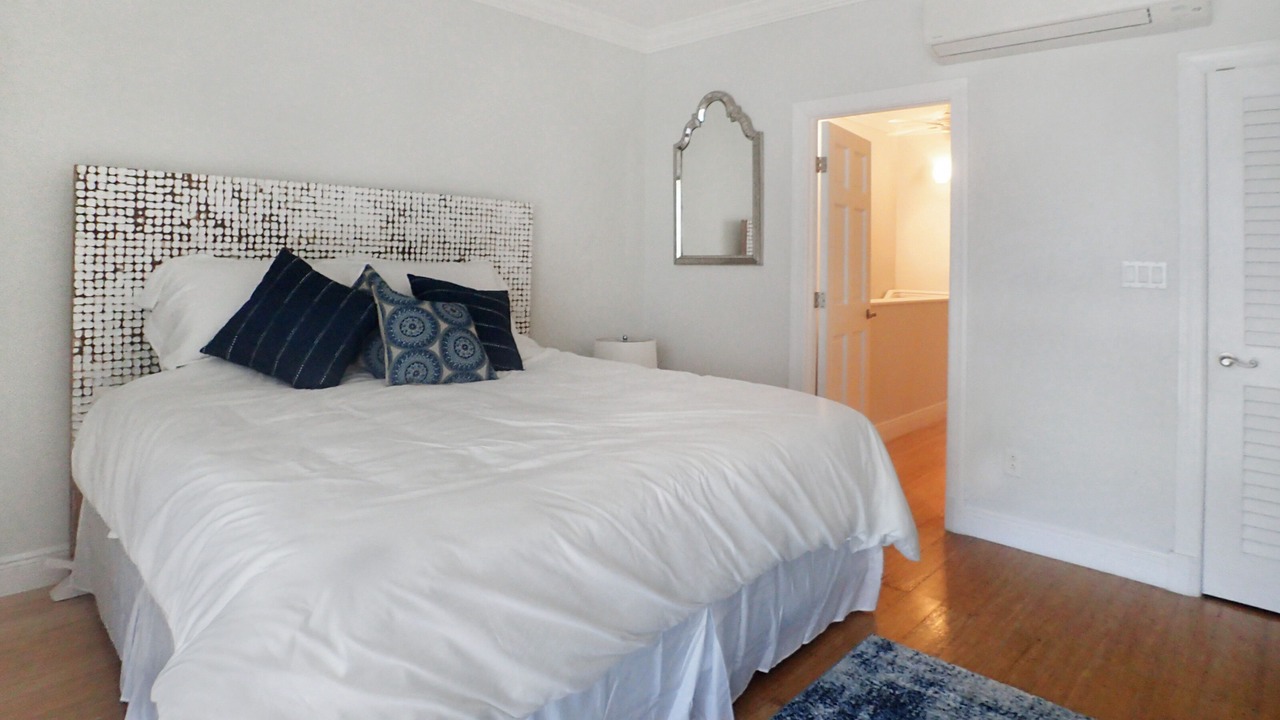 Photo of Bedroom in Palm Cay