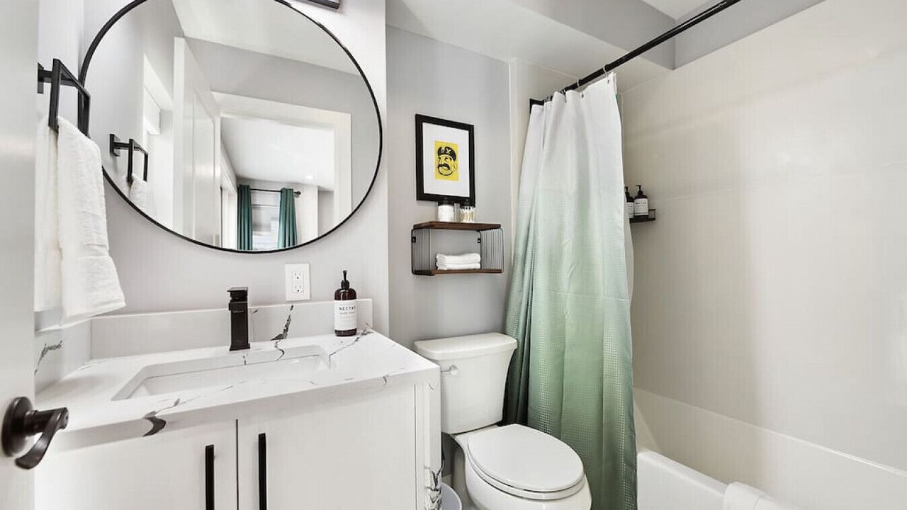 Photo of Bathroom in Lawrenceville