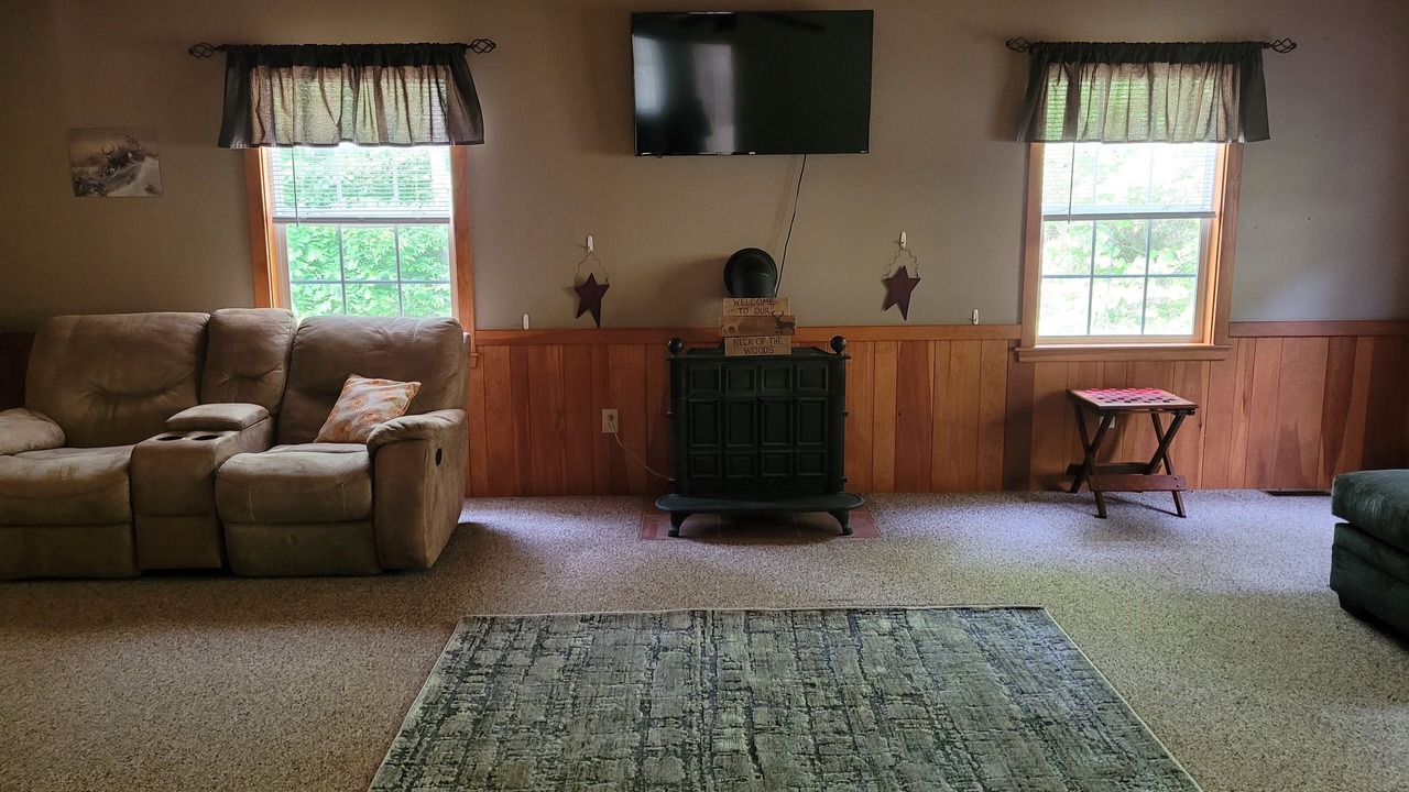 Photo of Livingroom in Wilson Creek