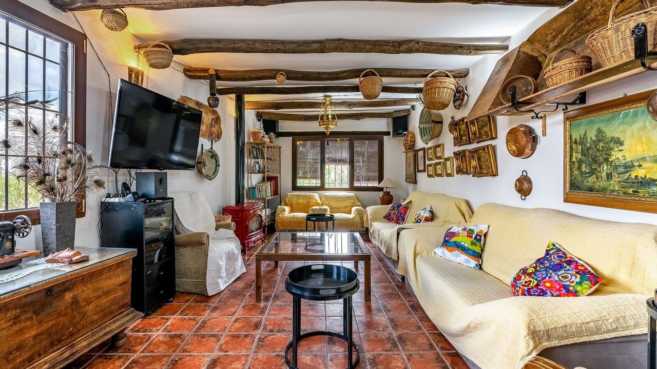 Photo of Livingroom in Baza