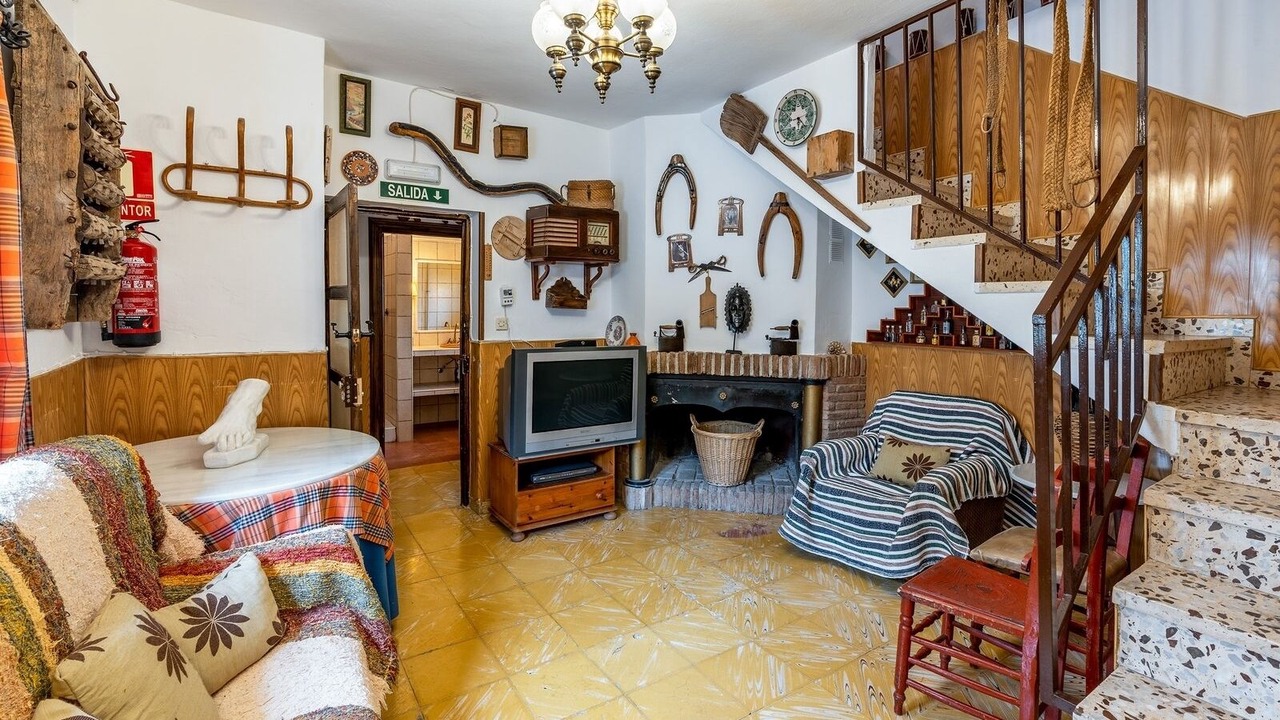 Photo of Livingroom in Baza