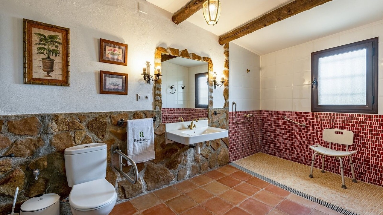 Photo of Bathroom in Baza
