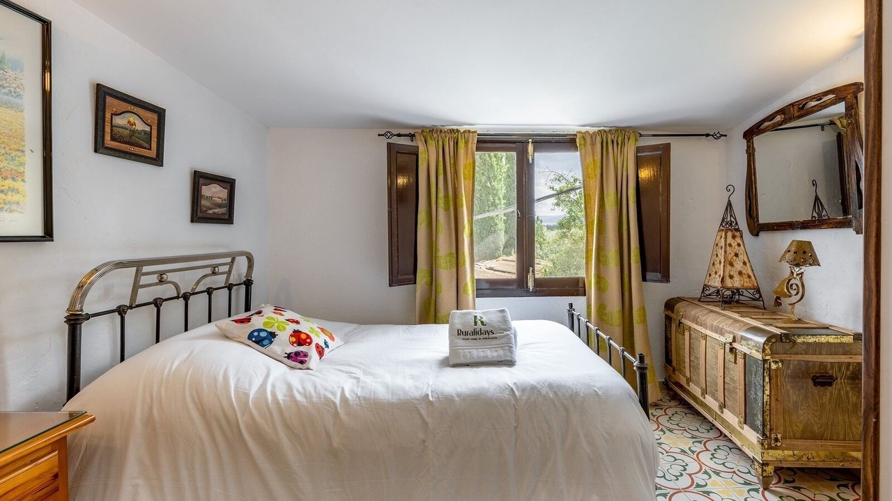 Photo of Bedroom in Baza