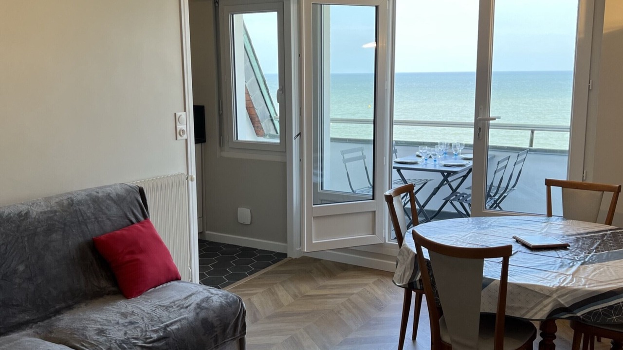 Photo of Livingroom in Le Home