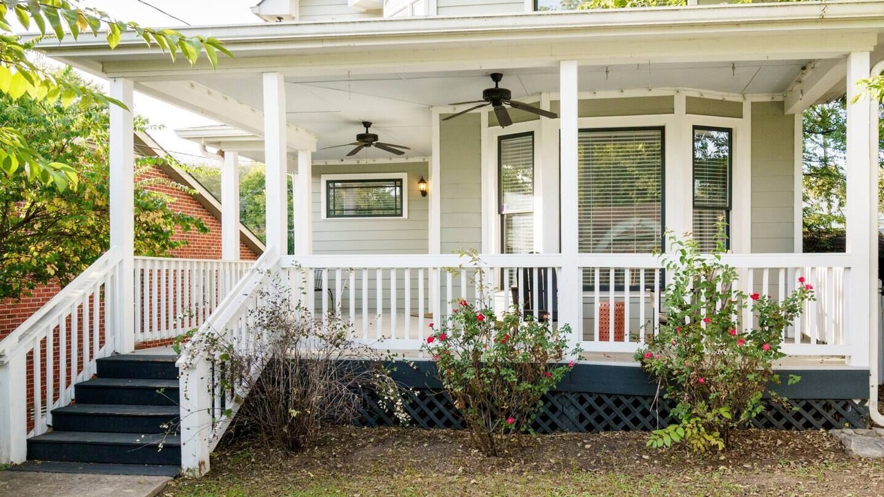Photo of Patio Balcony in Hope Gardens