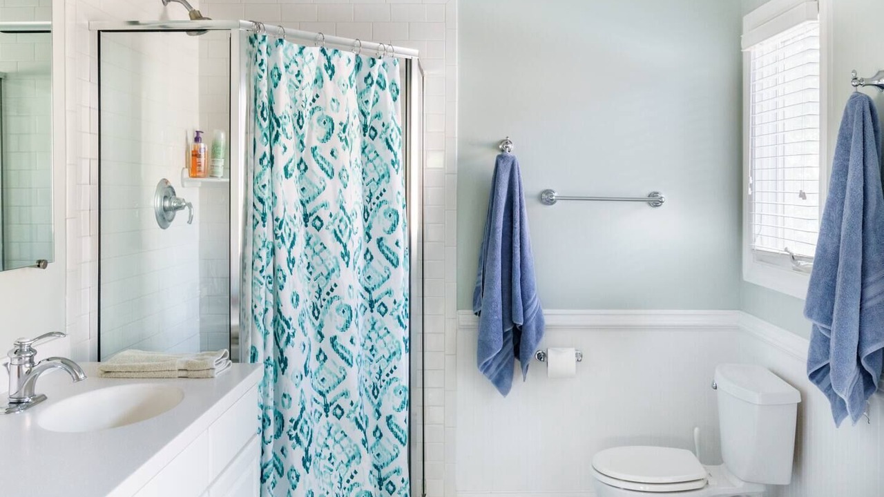 Photo of Bathroom in Hope Gardens