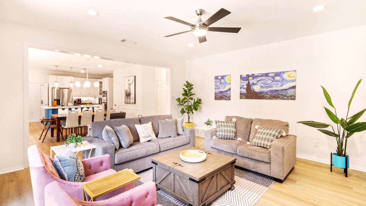 Photo of Livingroom in Lewisville