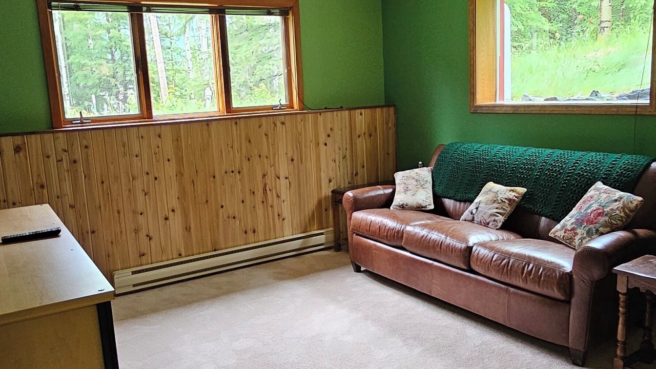 Photo of Bedroom in Cooper Landing