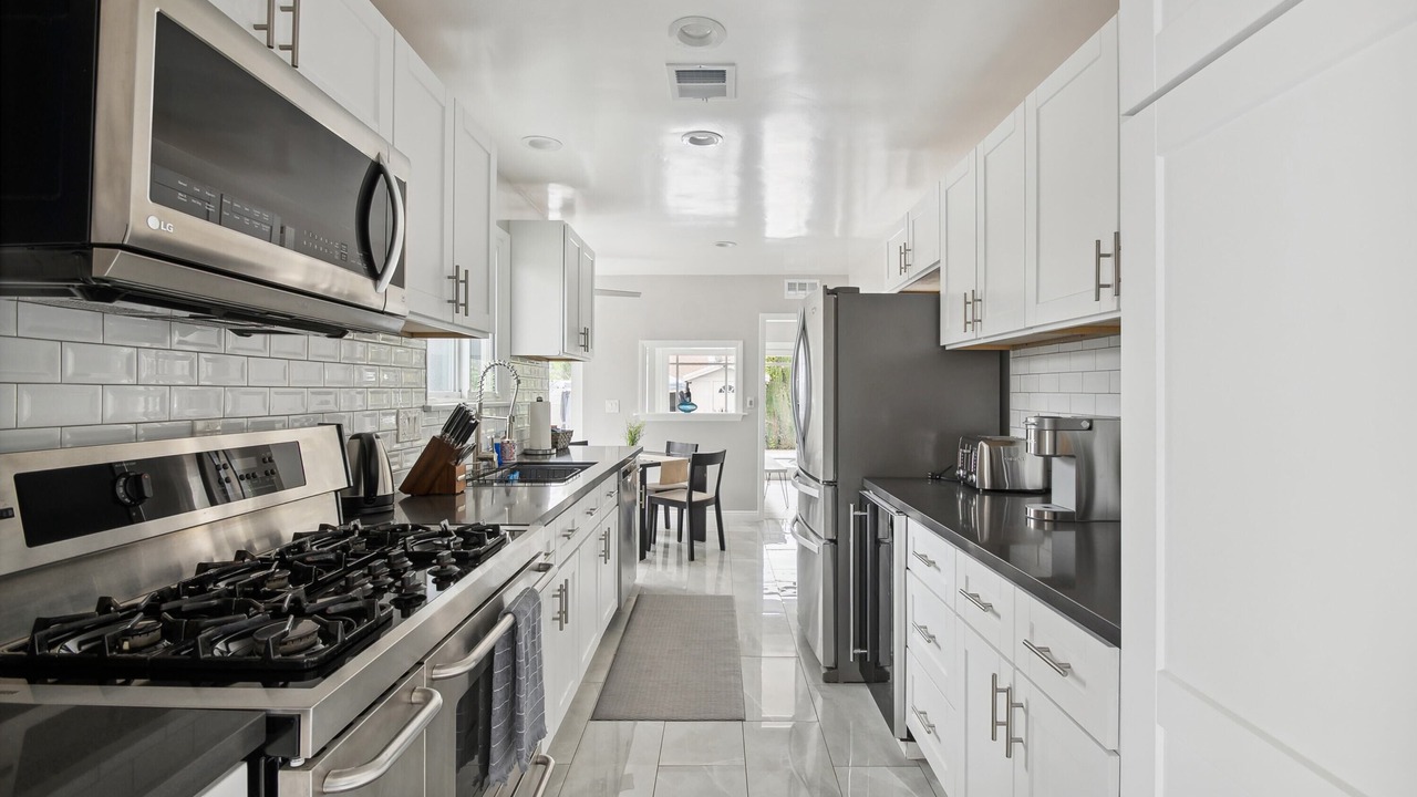 Photo of Kitchen in Reseda