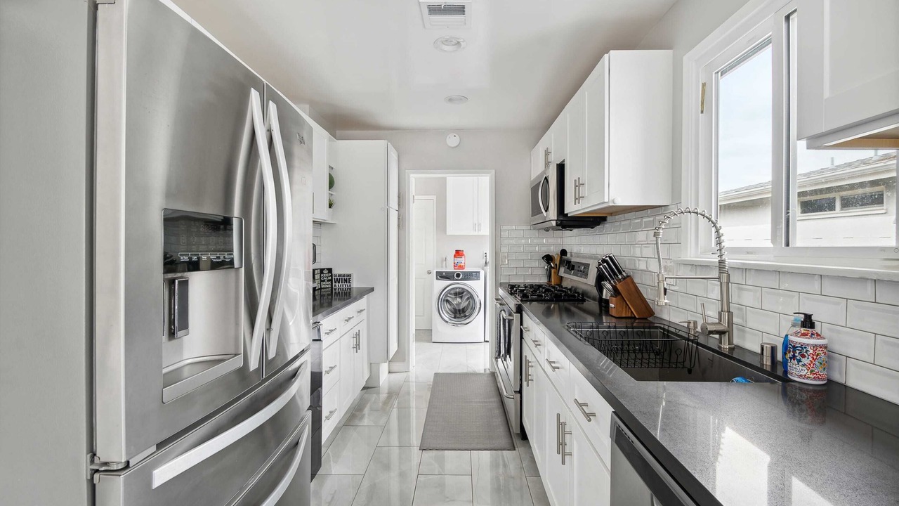 Photo of Kitchen in Reseda