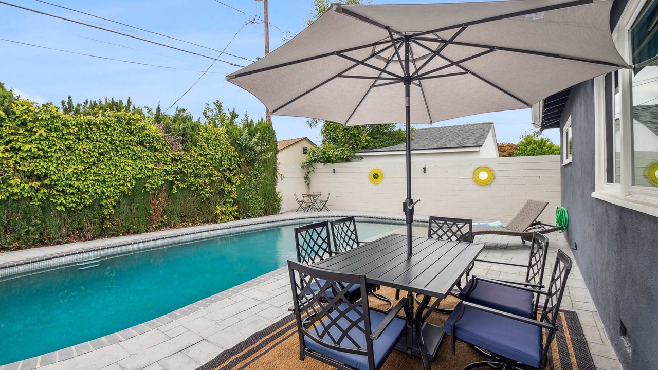 Photo of Outdoor in Reseda