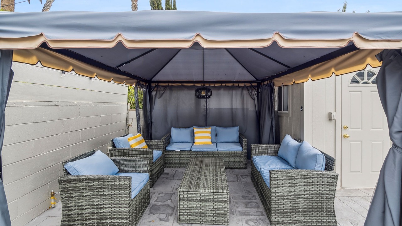 Photo of Patio Balcony in Reseda