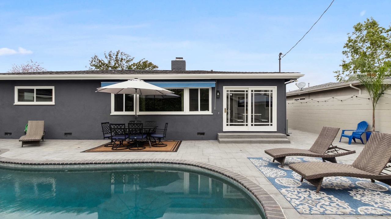 Photo of Outdoor in Reseda