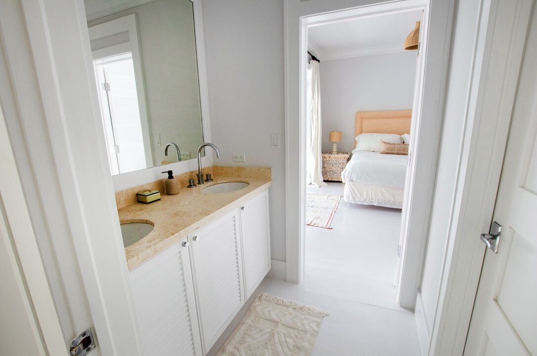 Photo of Bathroom in Dunmore Town