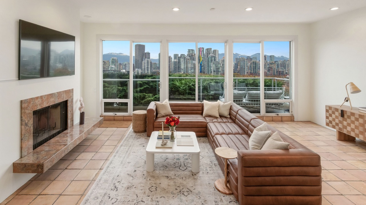 Photo of Livingroom in Fairview