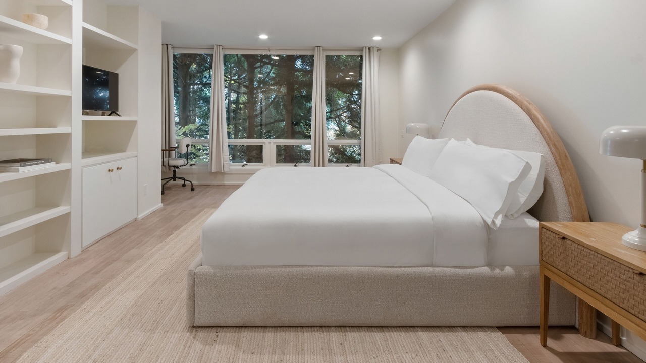 Photo of Bedroom in Fairview
