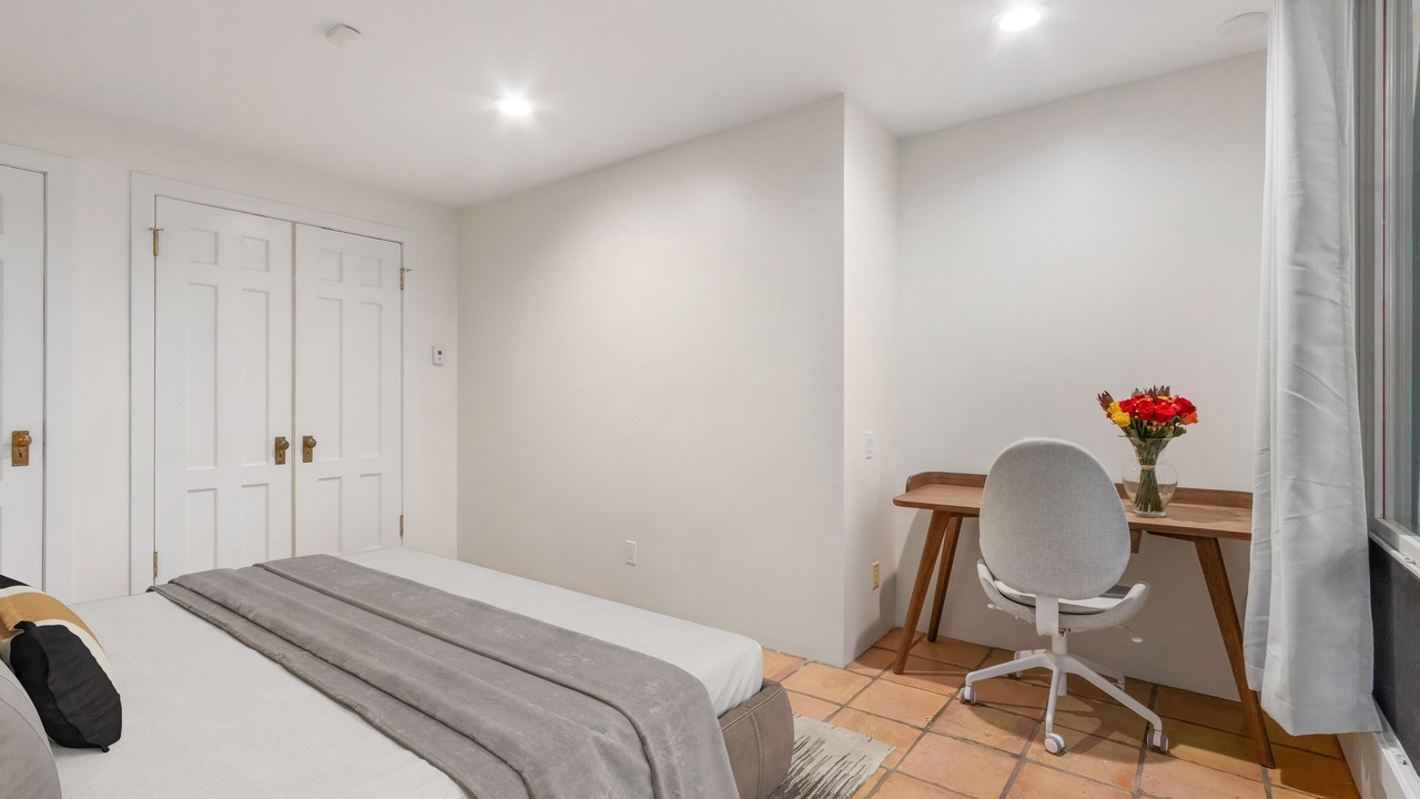 Photo of Bedroom in Fairview
