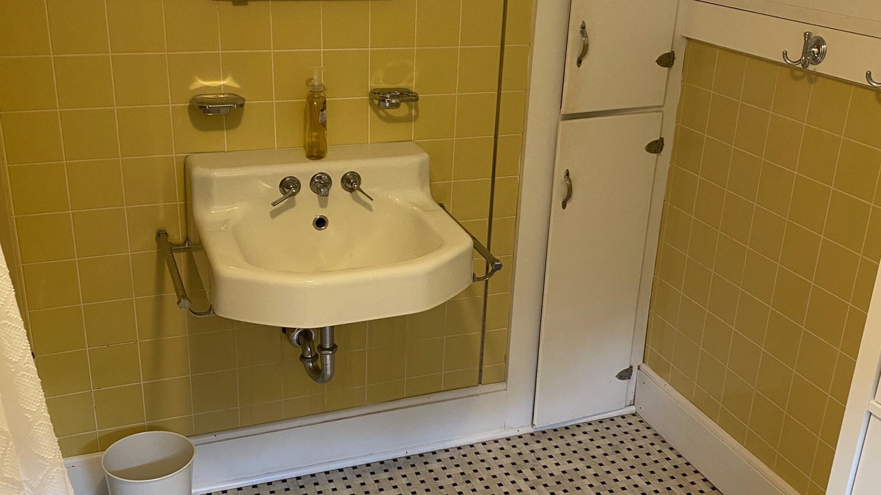 Photo of Bathroom in Eagles Mere