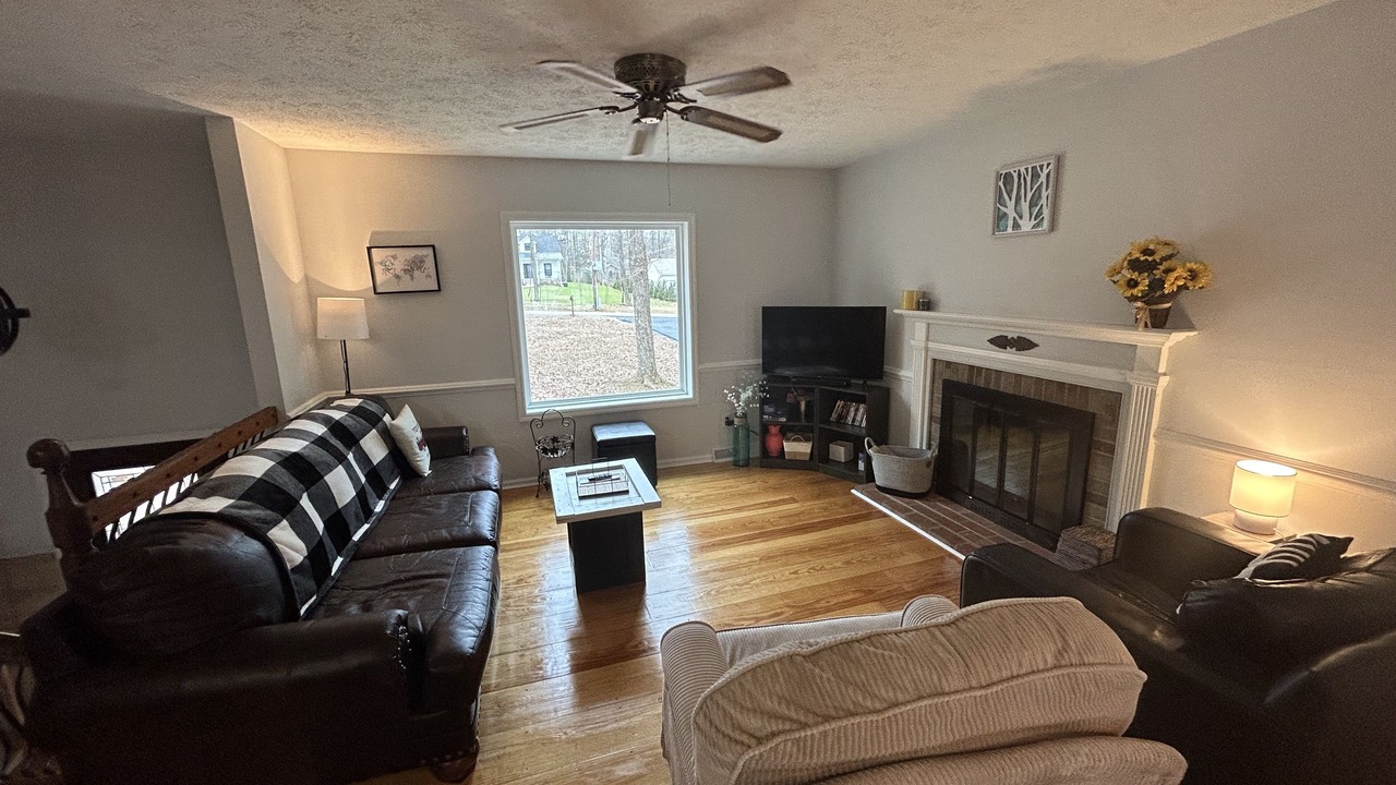 Photo of Bedroom in Merifield Acres