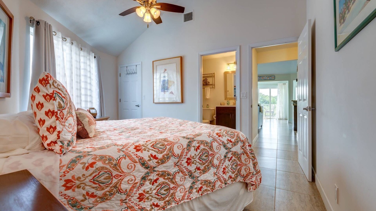 Photo of Bathroom in Pine Channel Estates
