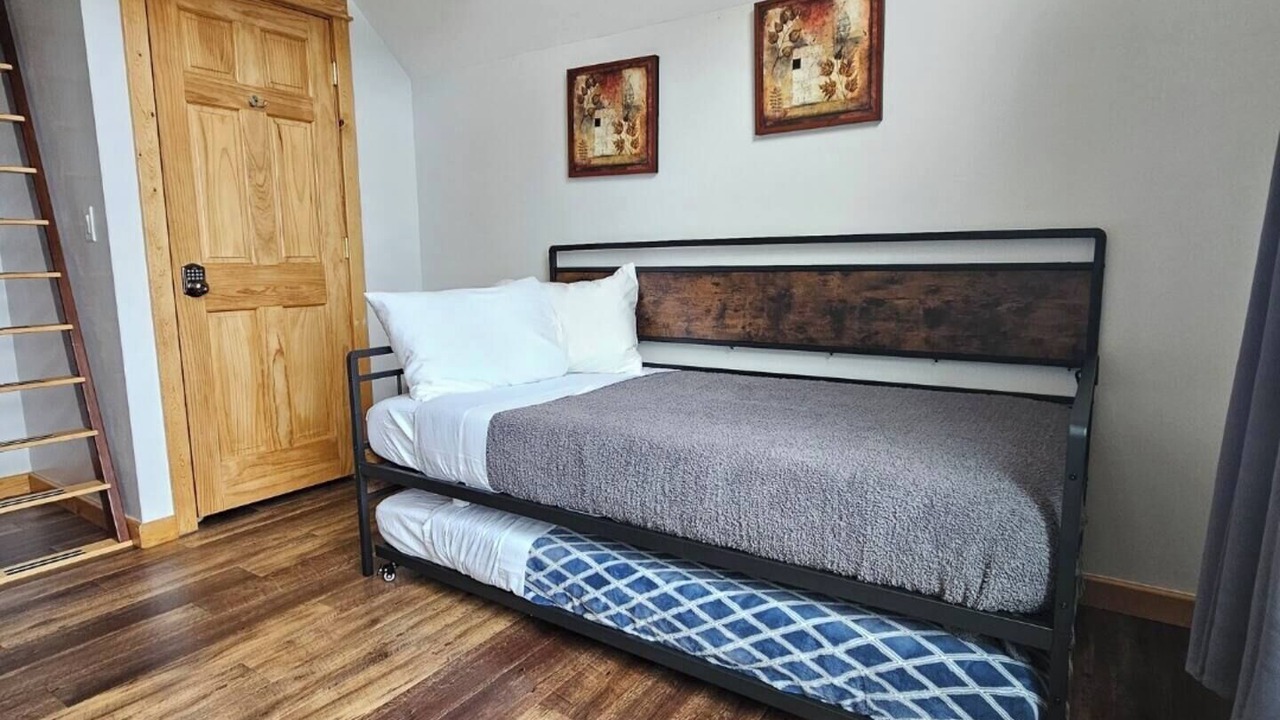 Photo of Bedroom in Merrimac